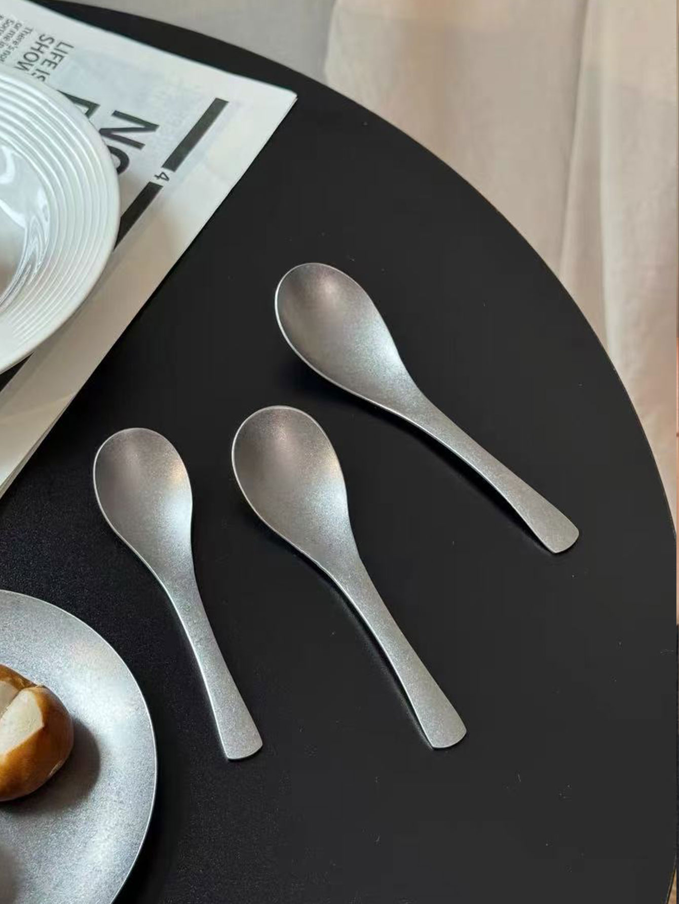 Vintage Collectible Spoons - Zestaw łyżek w stylu vintage z